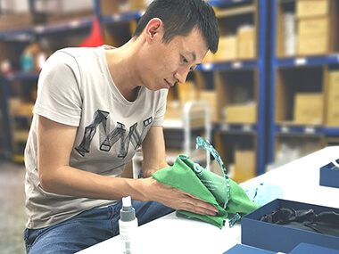 Making your trophy | Ander Marketing Singapore