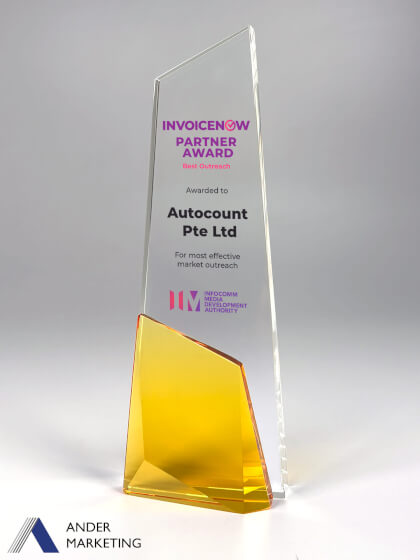 Crystal Trophy Award Crystal Trophy Award - Ander Marketing Singapore