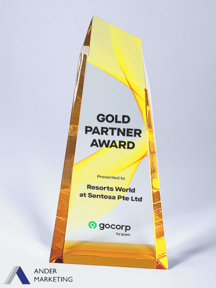 Crystal Trophy Award Crystal Trophy Award - Ander Marketing Singapore