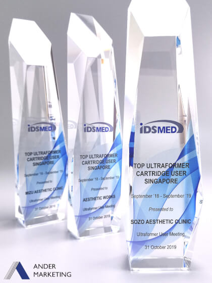 Crystal Trophy Award Crystal Trophy Award - Ander Marketing Singapore