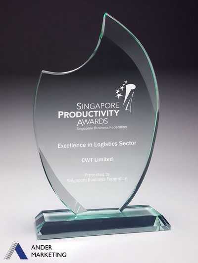 Glass Trophy Awards GG-02 Glass Trophy Awards GG-02 - Ander Marketing Singapore