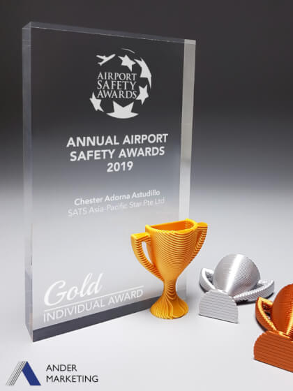 Modern Trophy Award Modern Trophy Award - Ander Marketing Singapore